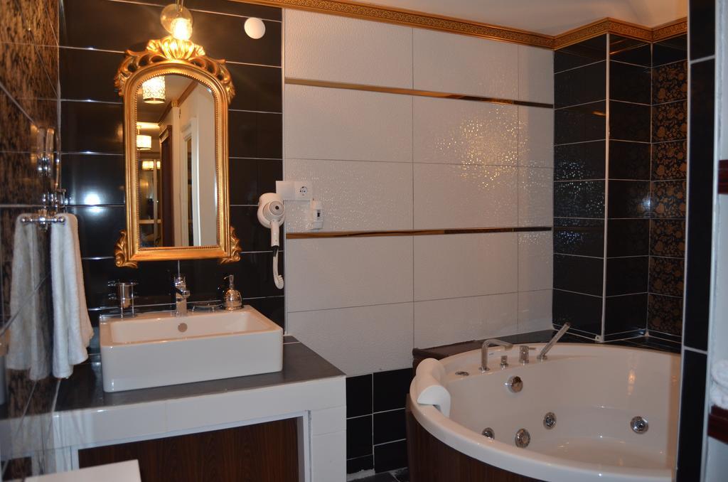 The Gala Palace Suits Kars Kamer foto